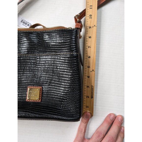 Dooney & Bourke Lizard Embossed Letter Carrier Crossbody Black Leather Bag NWT - Picture 5 of 11